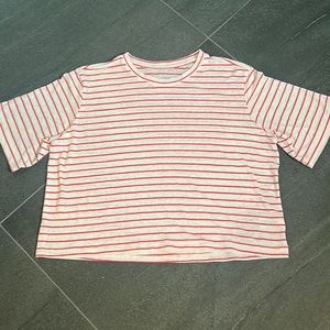 Universal Threads Women’s Tee